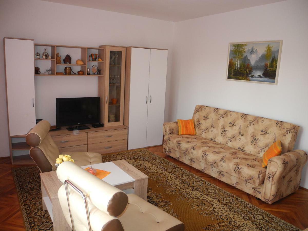 Apartments Karla Crikvenica Esterno foto